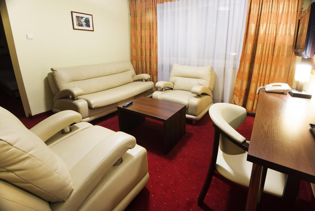 Hotel Orion Sosnowiec Exterior foto