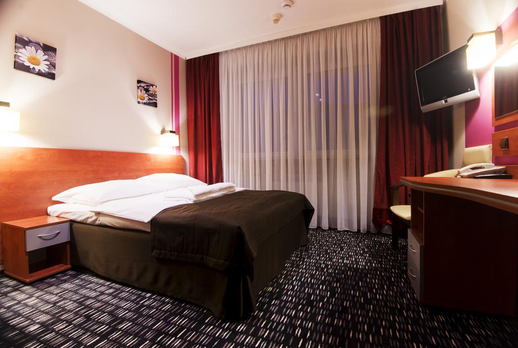 Hotel Orion Sosnowiec Exterior foto