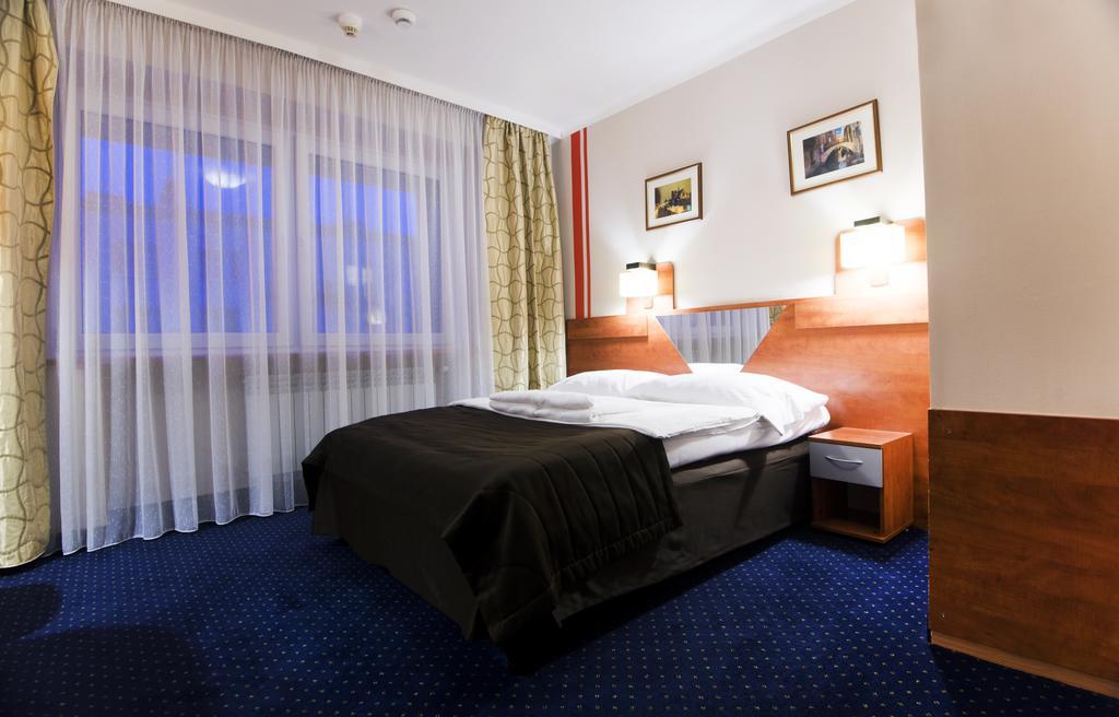 Hotel Orion Sosnowiec Exterior foto